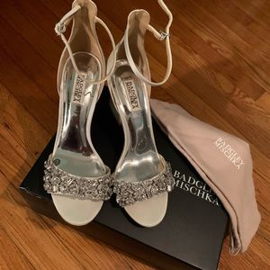 Badgley Mischka Laraine Block Heel